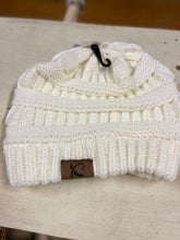 Load image into Gallery viewer, Ivory Beanie
